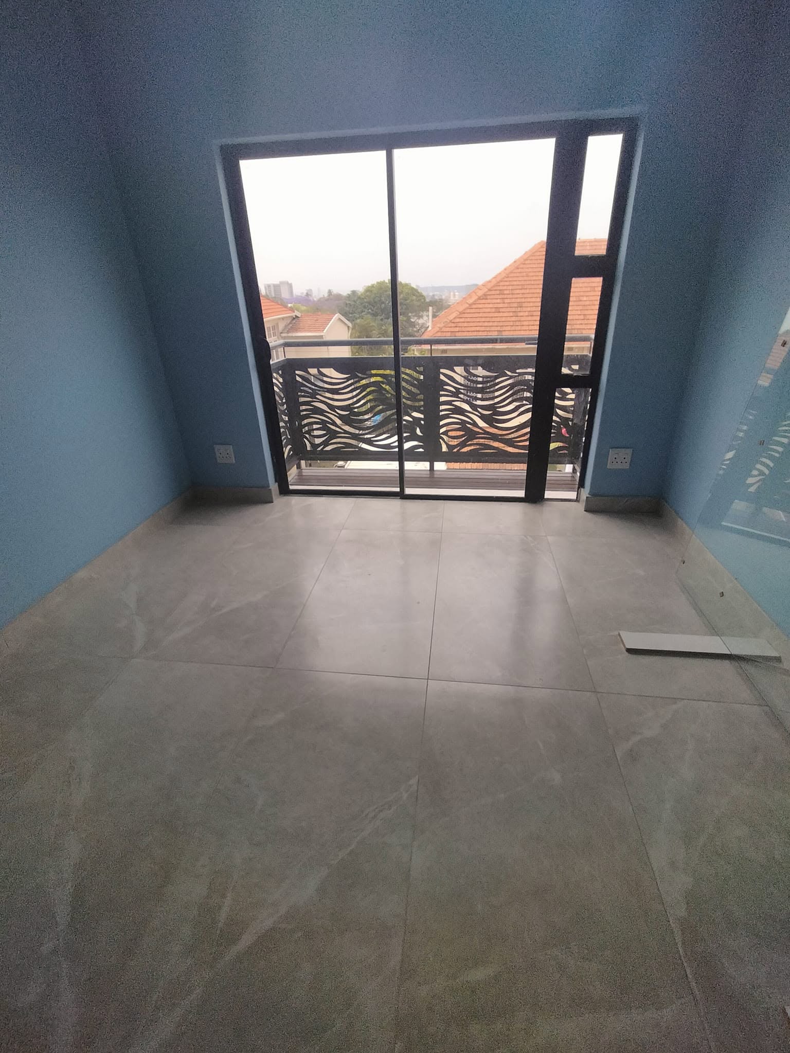 Frameless glass balustrade close-up
